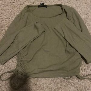 green forever 21 long sleeve crop top!